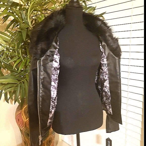 Guess Leather Jacket with Fur - Picture 4 of 10